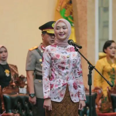 6d1904a80e1089be6bc3c5813356c2a2bddd07035ae1426dfc209d5141f2a8da.0