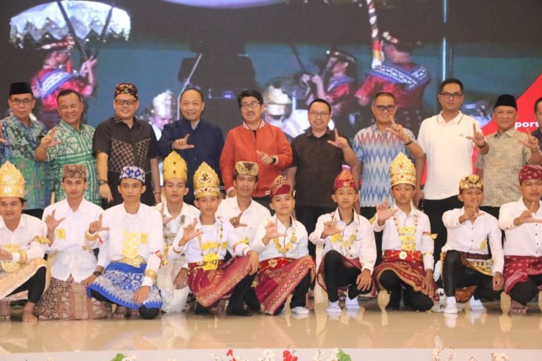 17f85a0c5e31aa54998c633130ae066ac0c0276a52b004f929ca6cc57ec5978e.0