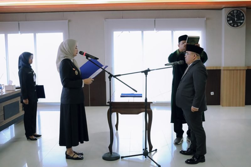 6b7e04f3c3761401c02bf55c68b0fe2ecaf7fe2c1f54ca3d4c2e77ab9159e874.0