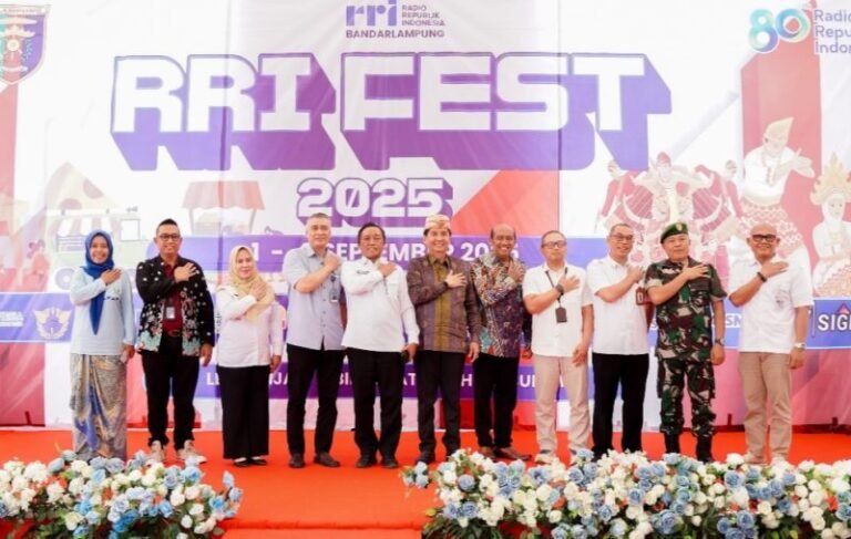 fdf709039d11e38f1346f2045d0450a4e8eea0bfb7bbcbb316192afdc57533da.0